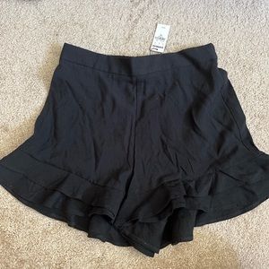 NWT Express black flowy shorts